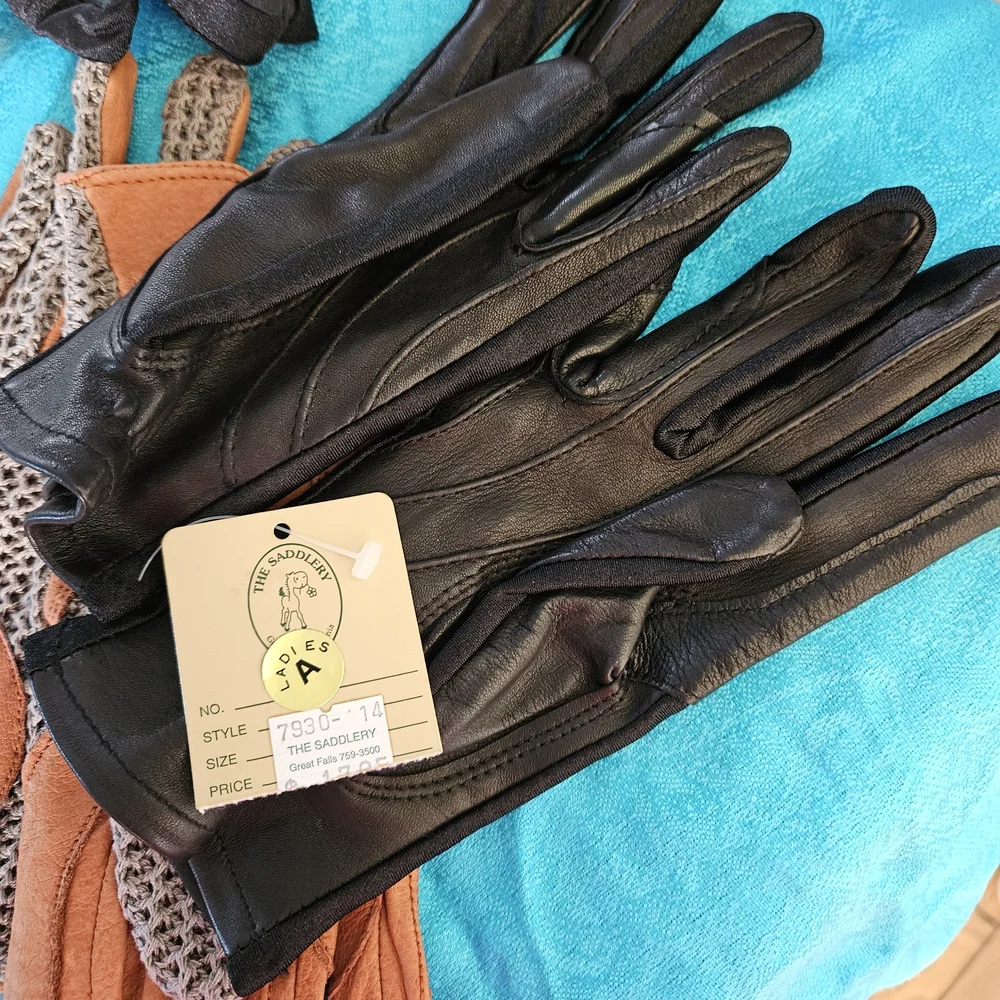 Mountain Horse Brown Knit & Black Leather Riding, Driving, Sport Glove Set - Picture 6 of 9